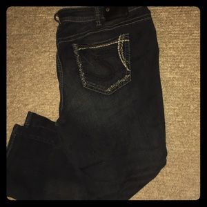 Suki style Silver denim capris